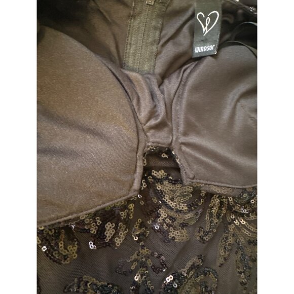 Sequin-Embellished Black Mini Dress With Adjustable Spaghetti Straps & Sweethear - Picture 5 of 5